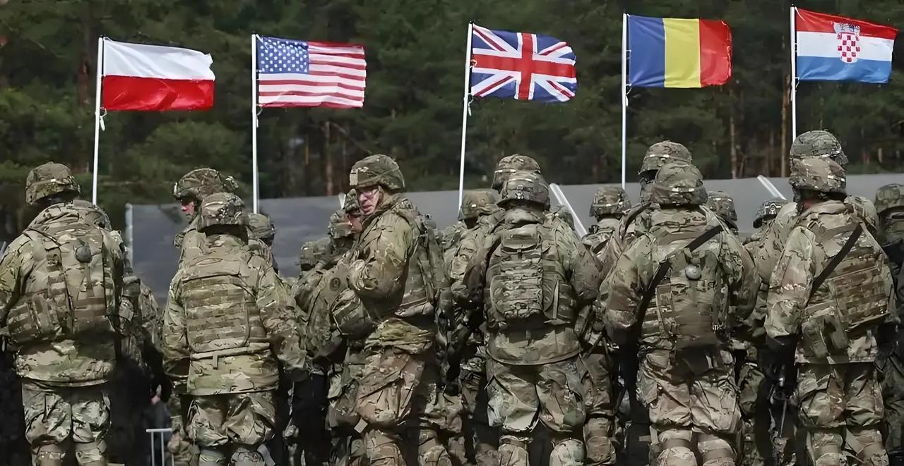 欧洲五国联军将集结三万军队准备进入乌克兰。
据相关媒体报道，英国、法国、澳大利亚