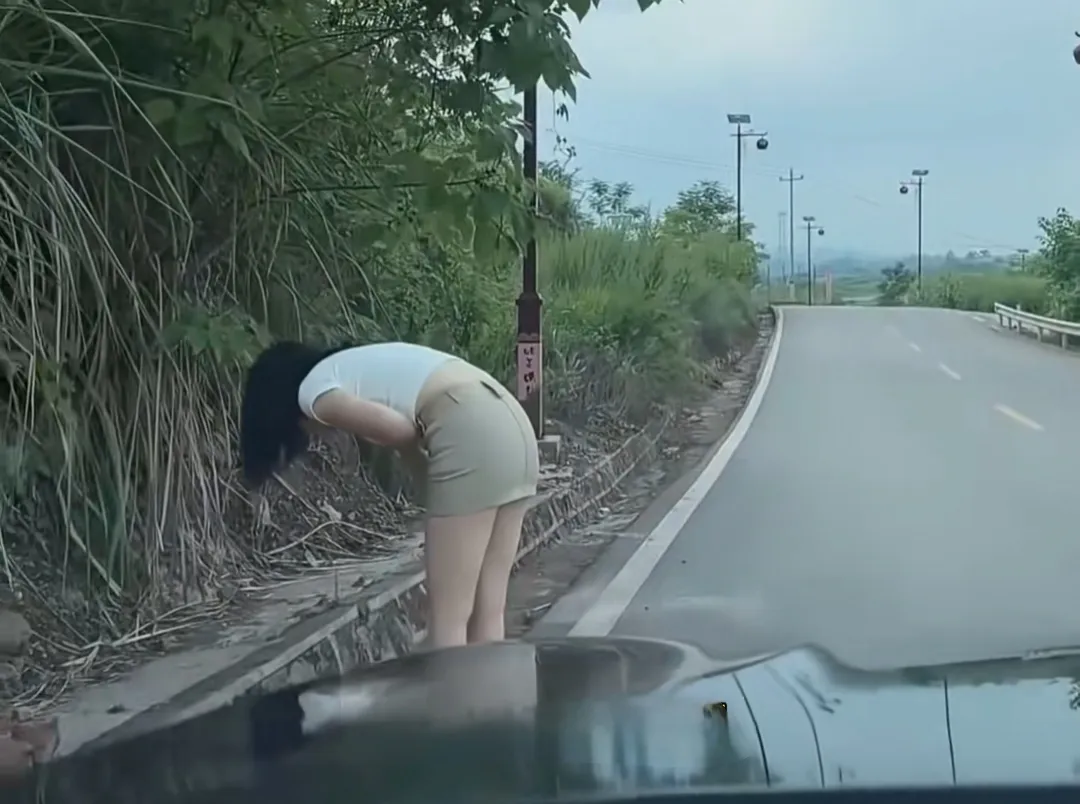 媳妇平时从来不晕车，怎么今天出差回来我去接她才有不远就说晕车要吐了呢？