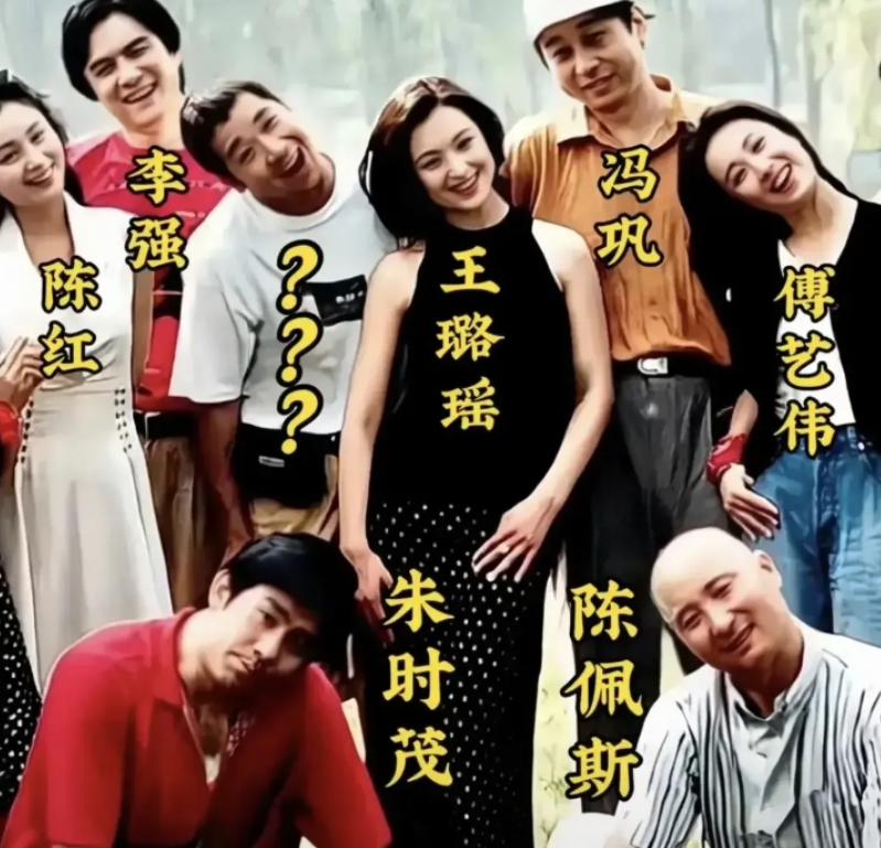 那时候拍照为什么都喜欢歪着头？