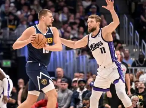 北京时间11月12日，明天的NBA常规赛赛程如下：
08：30开球有两场比赛，篮