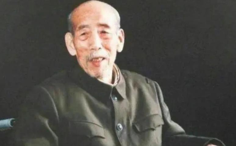 王秉璋：原国防科委副主任，后被撤职，死后遗体冷冻12年。明明是国家重要干部，参加