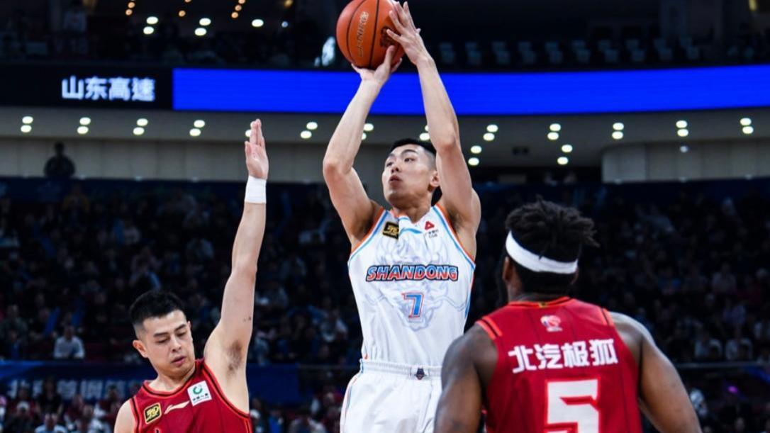 27分钟砍25分3断