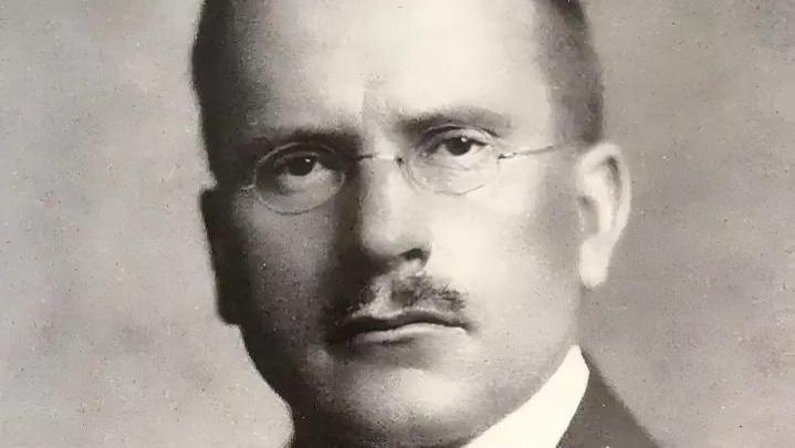 著名心理学家卡尔·荣格（Carl Gustav Jung）的八字赏析