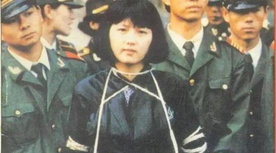 1991年，20岁的云南女子陶静，就成了即将被执行死刑的囚犯，执行死刑之前，哥哥