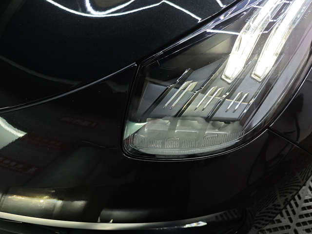 01尾灯只要洗车就起雾
21款领克01 后尾灯没有换过，只要洗车就起雾！
本地的