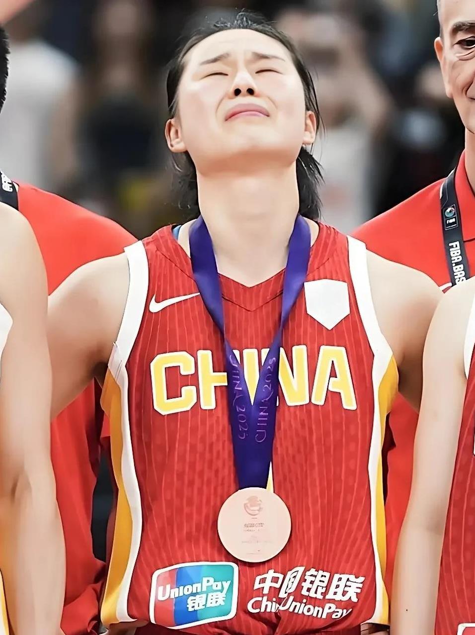 回家养老去吧！万万没想到宫鲁鸣留的后手居然是李缘！王思雨实在是不甘心，太憋屈了。