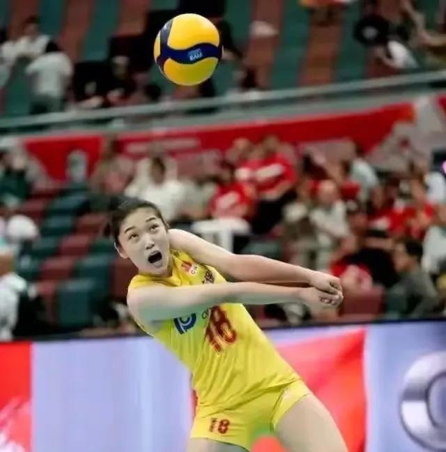 中国女排原形毕露，她是唯一的亮点!
中国女排在波兰女排身上拿到一局，也难掩队伍全