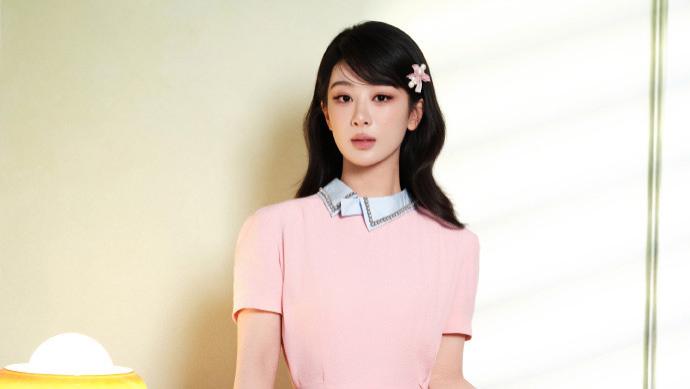 杨紫与温柔不期而遇，可爱如她