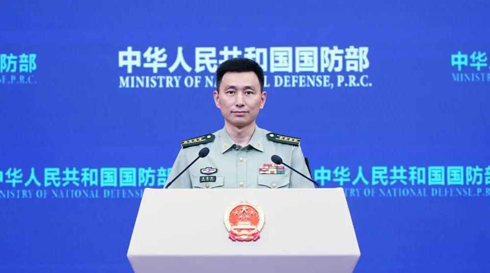 中方正为拿回台湾进行全方面操练？国防部回应  
记者：据说，美太平洋陆军头儿最