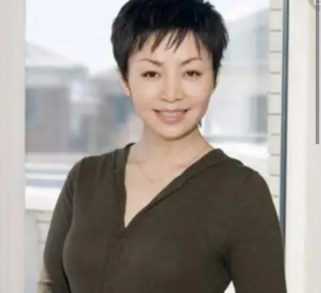 宋丹丹也没想到，那个把她当仇人的继女，竟然让英达彻底败下阵来