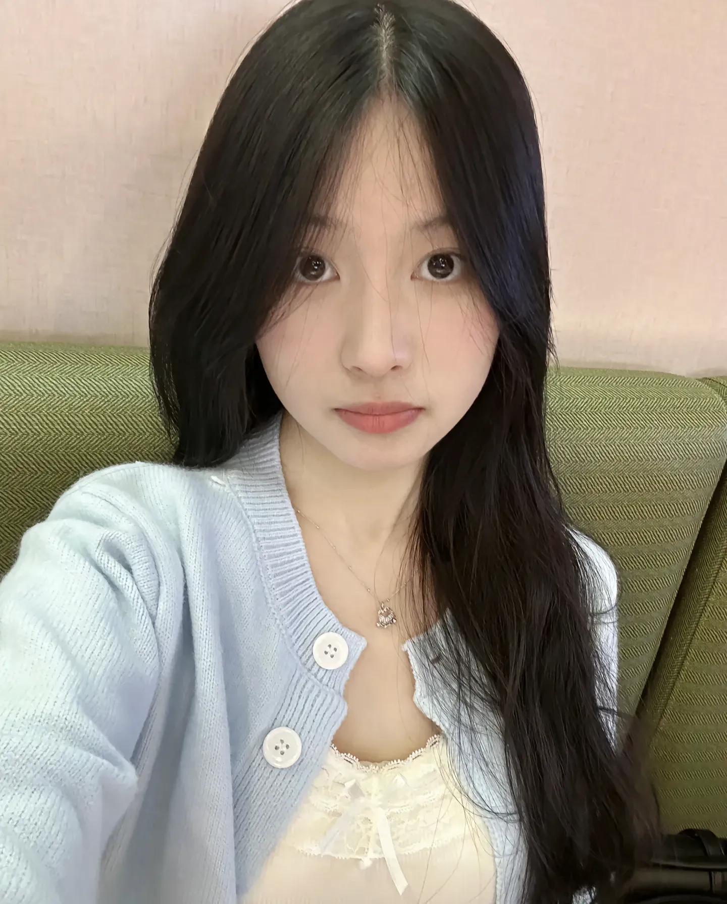表哥娶了一个越南老婆，同居一个月后，私下告诉我，越南那边的女人这三点啊，确实和中