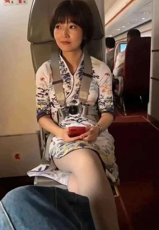 坐飞机的尴尬！坐飞机的尴尬！