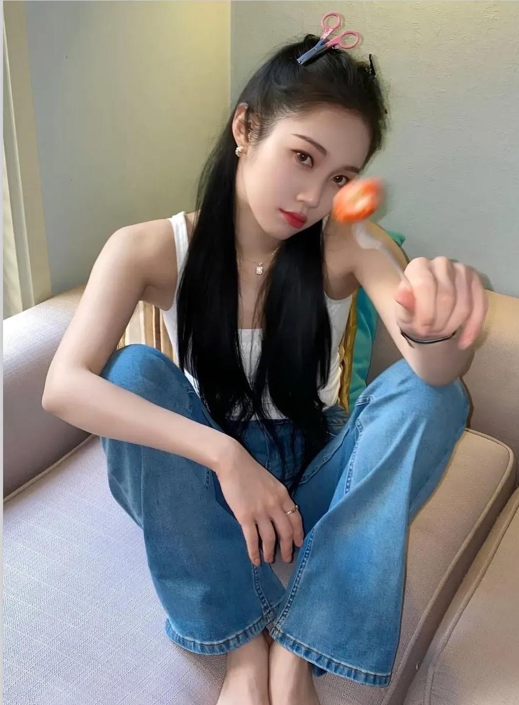 符雅凝，足够美丽。