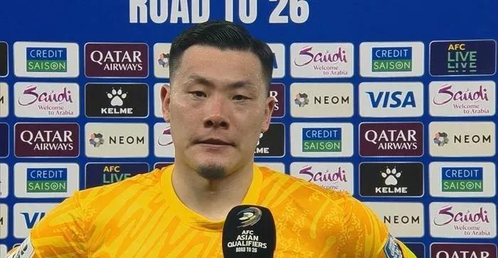 世预赛国足0-1不敌印尼，王大雷赛后表示遗憾。  



这场在印尼进行的世预赛
