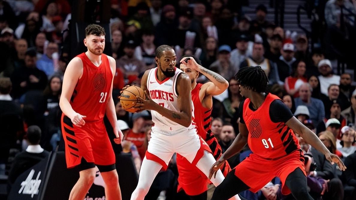 杨毅：一路输到附加赛，火箭还能抢救吗？