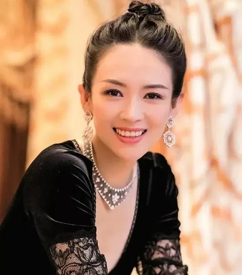 36岁的章子怡、46岁的章子怡，
36岁的森林北，46岁的森林北，
当初汪峰