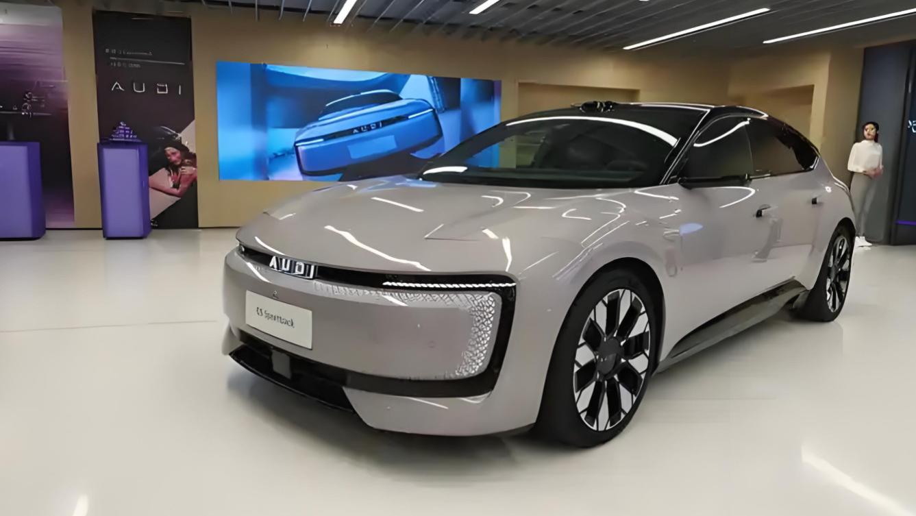 奥迪 E5 Sportback上市23.59万起