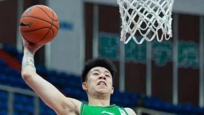 辽篮主场高歌猛进，问鼎之路近在咫尺，东北爷们儿的热血沸腾