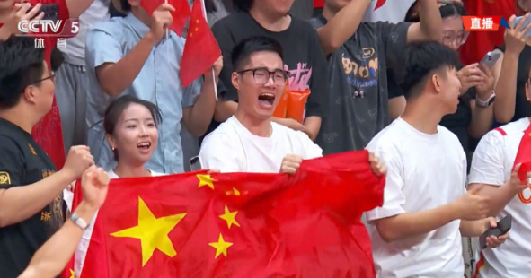 男篮亚洲杯半决赛，中国队98-84力克新西兰队，这是继2015年亚锦赛夺冠后，中