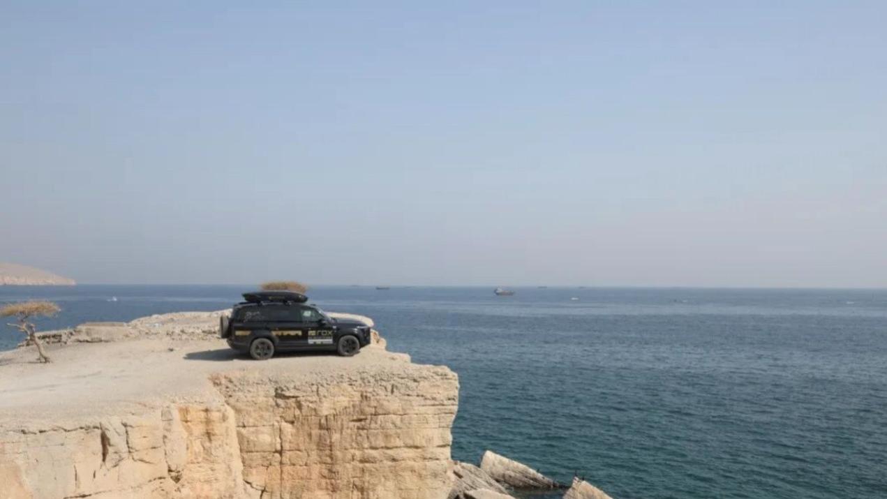 极石汽车：悬崖边上的转机？