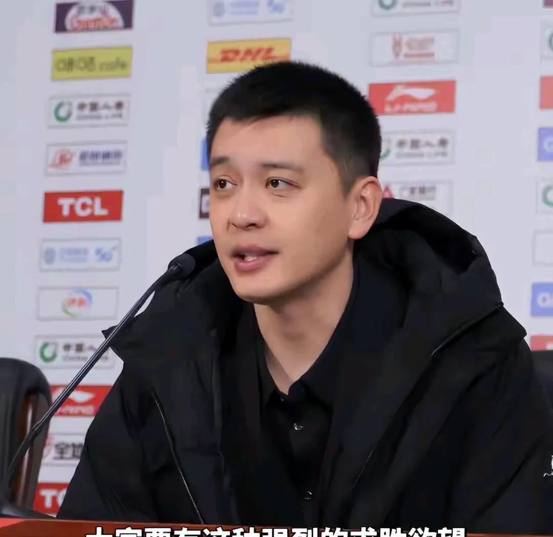 辽宁男篮三连胜，锁定小组第一，避开广东队。



全运会男篮成人组比赛中，辽宁队