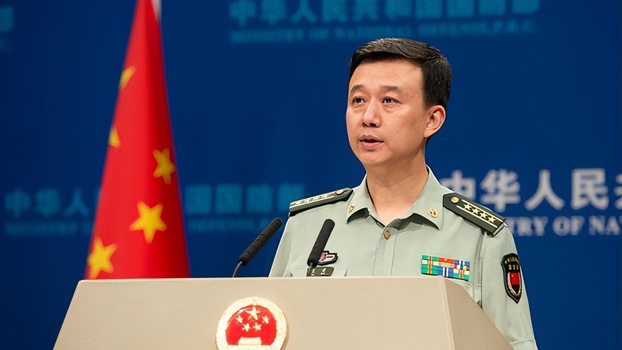 吴谦大校警告：人民如果长期歌舞升平、娱乐至死，离危亡就不远了