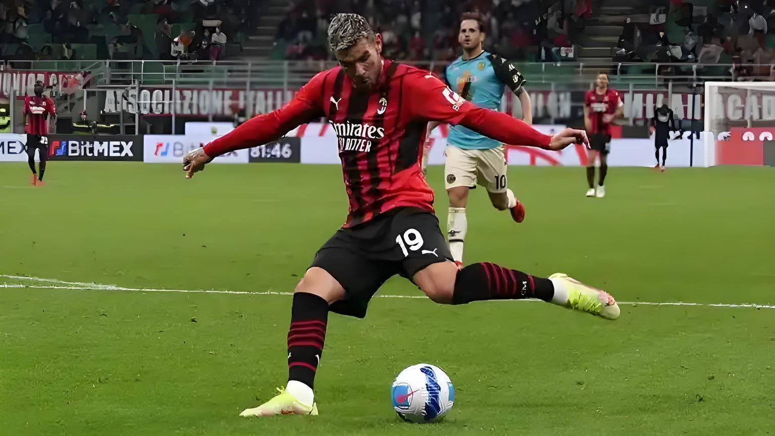 意甲：比萨VS克雷莫纳