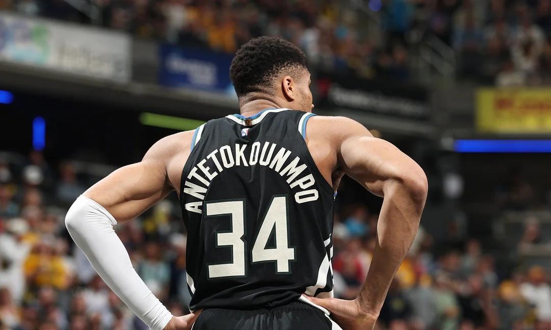 炸裂！字母哥唯一心仪下家曝光
字母哥的一举一动正牵动着整个NBA的神经。据名记S