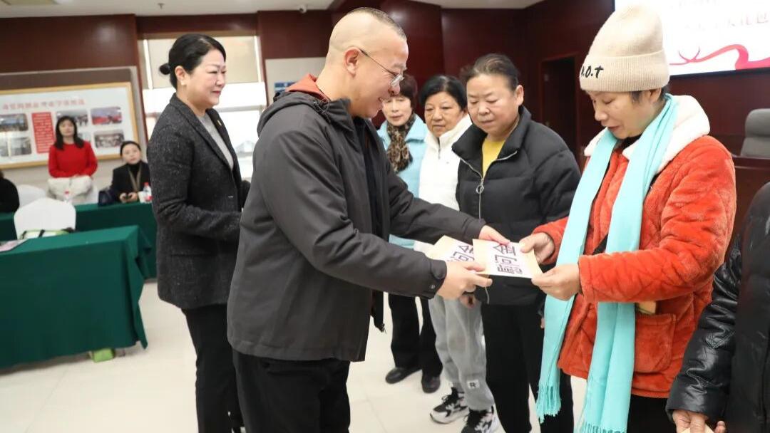 履职显担当，上善润民生——记长沙市第十六届人大代表胡国安