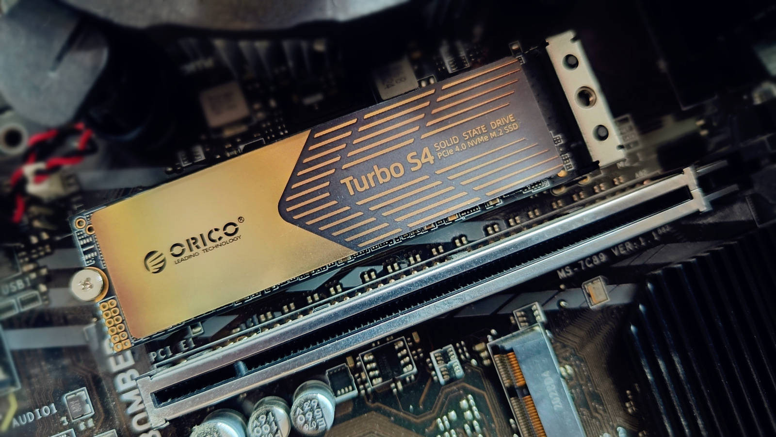 7450MB/s 读写，长江存储颗粒+联芸主控丨奥睿科Turbo S4固态硬盘性能实测