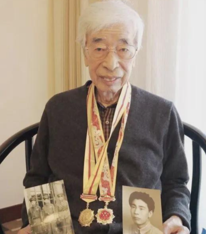 1948年，一个日本人把自己包装成中国人参军，在解放战争中立下屡屡战功，甚至还跟