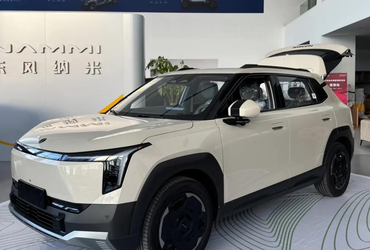 这就是赤裸裸的现实啊!
电车30万:使用10年，电费1万，卖3万;
油车30万: