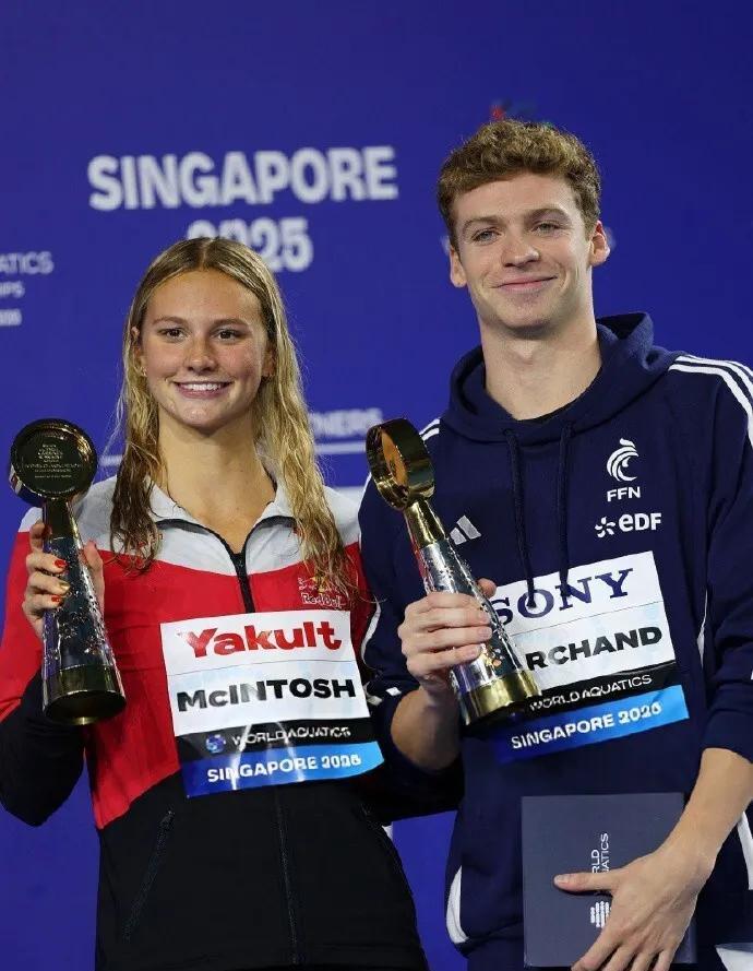 马尔尚、麦金托什分获男女 MVP!
8月3日，2025年新加坡游泳世锦赛落幕，法