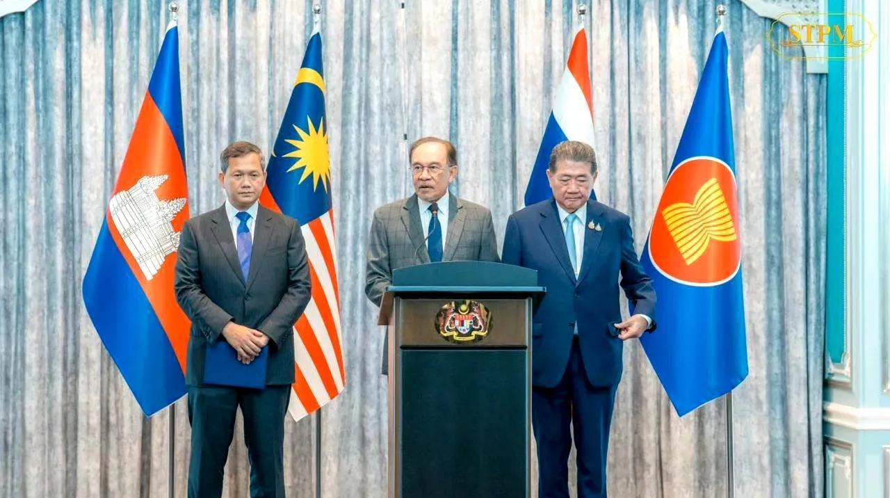 柬埔寨首相洪玛奈：
与泰国代理总理普坦会晤后，柬泰双方达成以下协议：
1. 立即