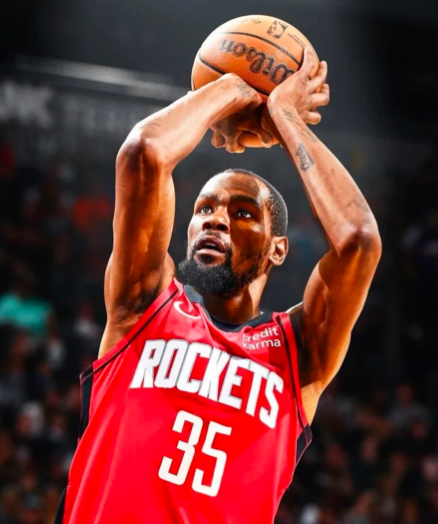 杜兰特会打挡拆吗？让杜兰特弧顶发动进攻就是最大的错误！挡拆之后只会出球，没有一点