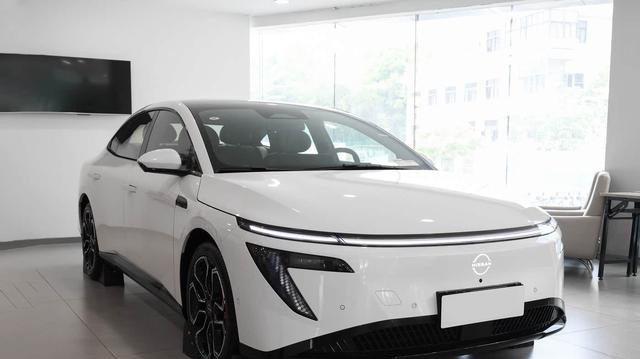 看完日产N7，老轩逸车主沉默了