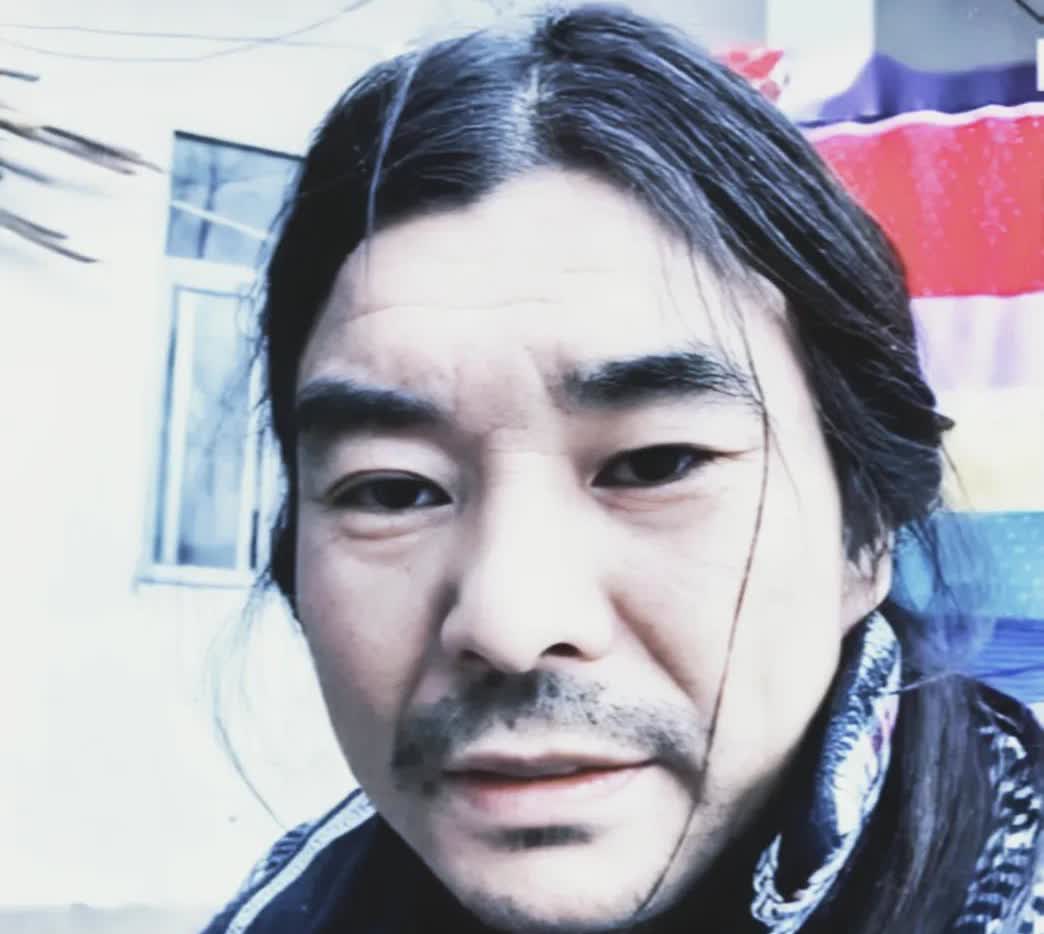 网红面筋哥-程书林，

他的一生也太坎坷了，

原来他早在17岁时就
