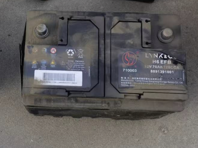 21款领克01更换电瓶后请教
原厂骆驼EFB，更换瓦尔塔AGM，实测数据不知道正