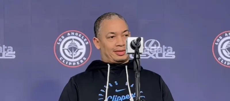 泰伦卢这个赛后，特别像我们每一次考试，考砸了之后，要发誓学习的样子。
泰伦卢：我