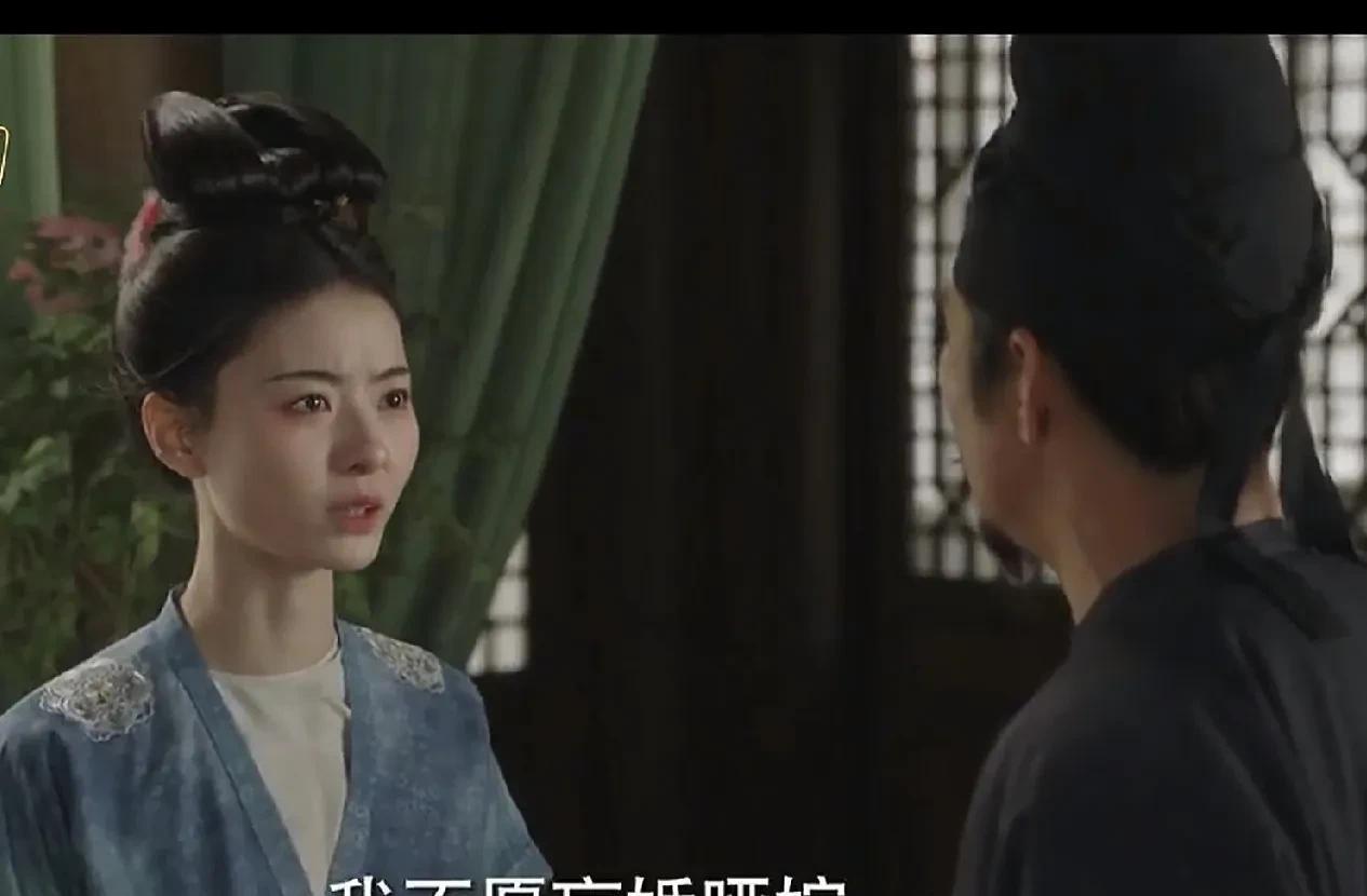 《锦绣芳华》长安花行行首吕万荣也是一位好父亲。起初，他反对女儿小春行医。那时候他