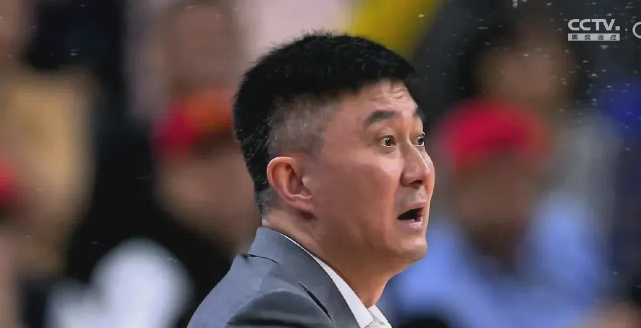广东宏远附加赛对手，竟由辽宁与杨鸣决定！新疆战胜上海，排名第十，辽宁只要主场赢下