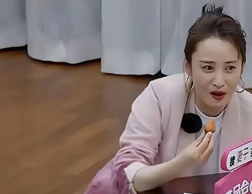 娱乐圈的"真香"故事永远不会过时！最近蒋勤勤在综艺里自曝《乔家大院》拍摄秘闻，把