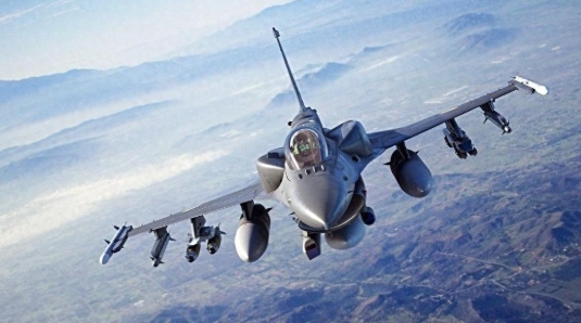 3月28日，台湾地区首架全新F-16V即将出厂，这本该是价值75亿美元军购的“里