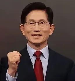 韩国政坛风波，国民力量党总统后选人金文株痛批共同民主党官员刘市民，侮辱性攻击自己