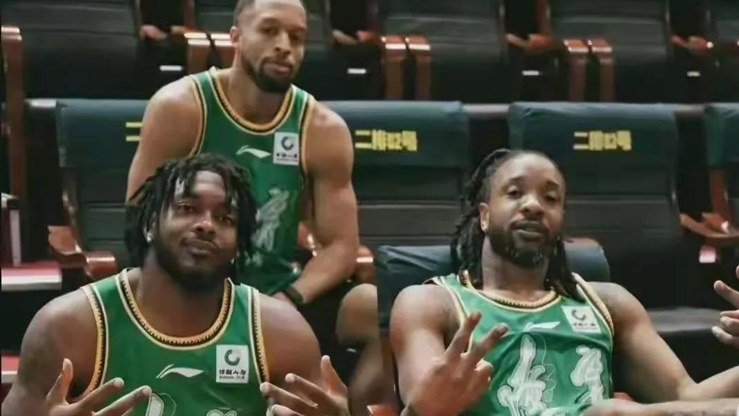 杨鸣表态说的很现实，球迷能接受不？