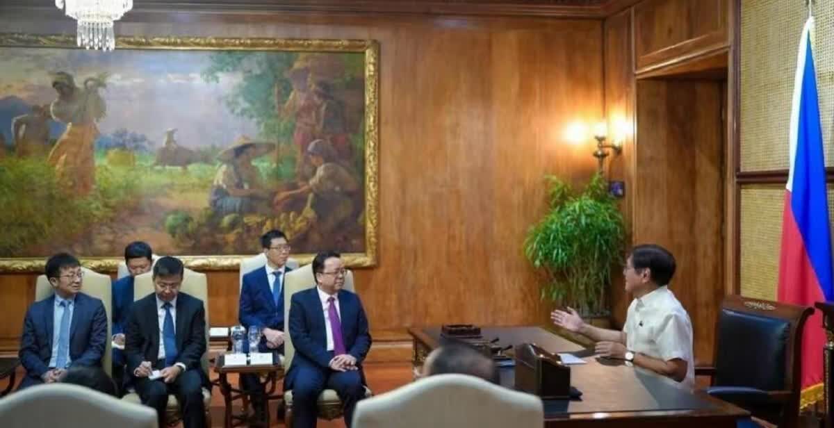 小马科斯消失4天后露面，见中国大使为咋？南海这事有蹊跷！

小马科斯不见了四