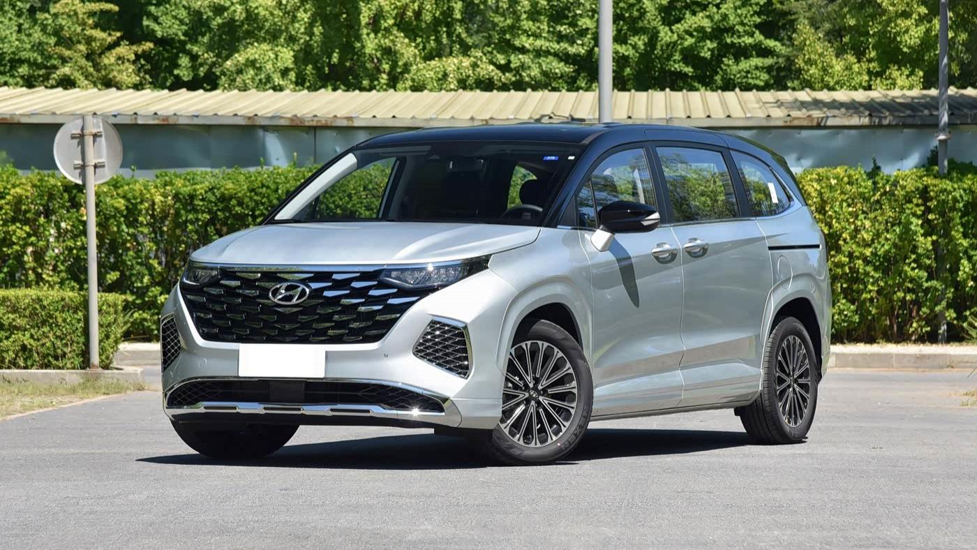 这款韩系中大型MPV售价17.18万起！外观豪华且动感，搭载2.0T+8AT