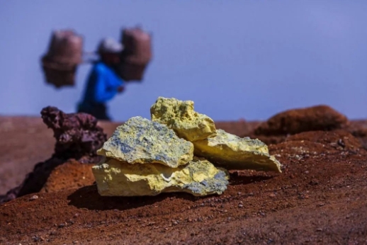 7月18日，国家安全部在公众号上披露了某国系统性窃取中国稀土的案情。非法窃取稀土