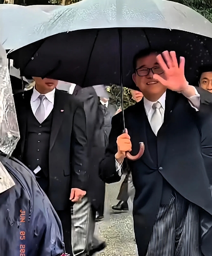 石破茂急了，李在明当选韩国总统后，日本首相石破茂第一时间发表对韩言论，他表示 :