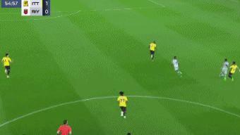 吉达联合2-1利雅得体育，迪亚比建功，本泽马两度进球被吹